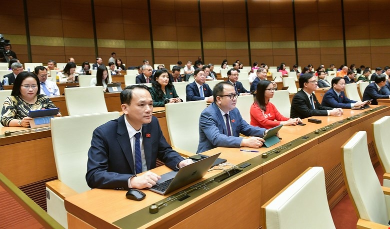 Quốc hội thống nhất quy định về “dao có tính sát thương cao”
